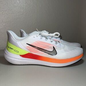 NIKE AIR WINFLO 9 NEW, size 14, very comfy, last one! DD6203100